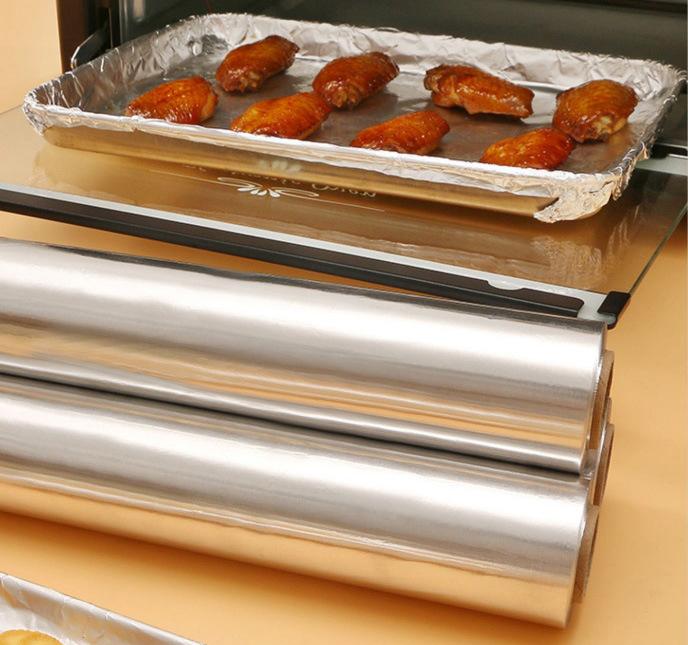 Household Cooking Aluminium Foil Paper for Kitchen Wrapping Food - China Aluminum  Foil Roll, Food Aluminum Foil