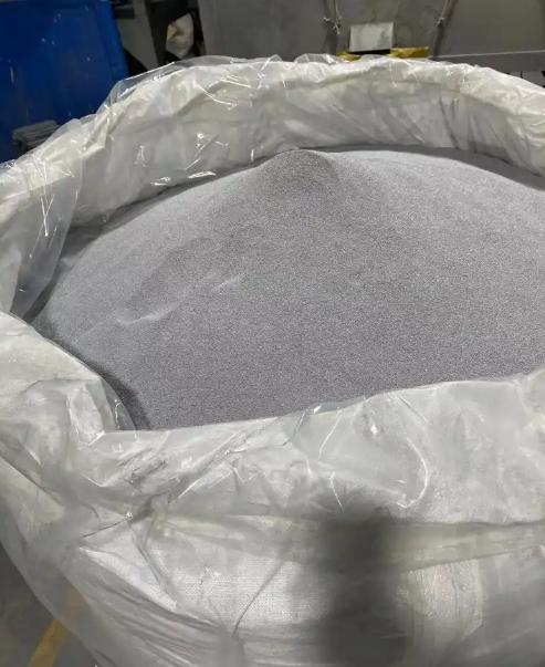 Aluminum powder in packaging